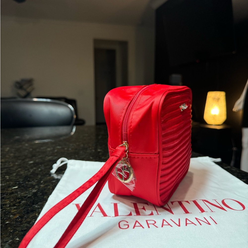 Authentic Valentino Marudini Black leather wallet & Giorgio Armani Red pouch - Picture 11 of 16